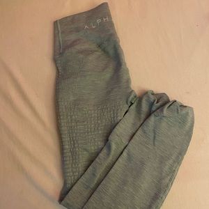 Alphalete halo leggings